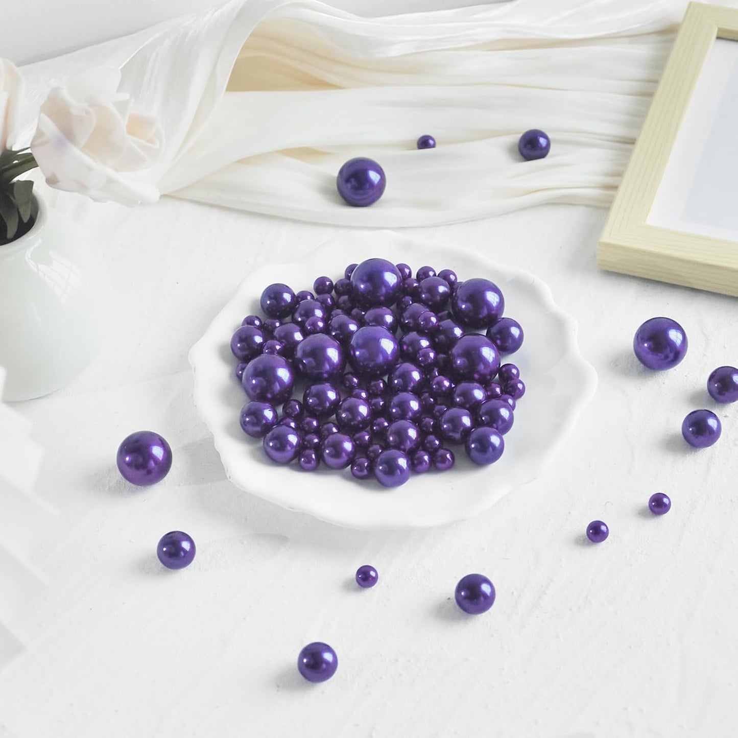 260Pcs Dark Purple Glossy Beads for Centerpiece Decor, Artifical Pearls Vase Filler, No Hole Round Pearl Beads for Wedding Birthday Christmas Party Home Decor(18mm 14mm 6mm)