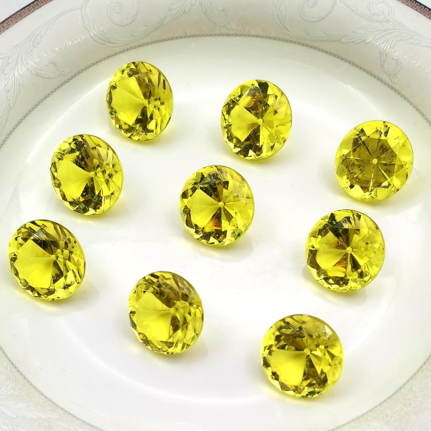 100 PCS Acrylic Diamond Gems, Gold Acrylic Diamonds 1 Inch Acrylic Gemstones Vase Filler Fake Gems Plastic Gems for Home Table Scatters Party, Event, Wedding, Arts & Crafts, Birthday Decorations